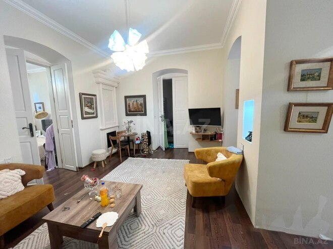 İcarəyə verilir 3 otaqlı köhnə tikili 85 m², Sahil m., photo 7 from 16