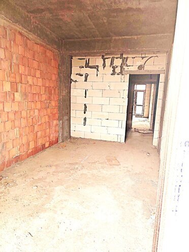 Продаётся 3-комн. новостройка 87 м², м. Кара Караев, photo 5 from 10