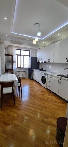 Сдаётся 4-комн. новостройка 105 м², м. Нефтчиляр, photo 6 from 7