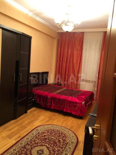 İcarəyə verilir 3 otaqlı yeni tikili 130 m², İnşaatçılar m., photo 6 from 12