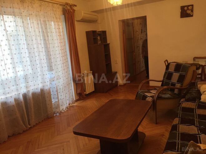 Сдаётся 2-комн. вторичка 55 м², м. Ичеришехер, photo 1 from 17
