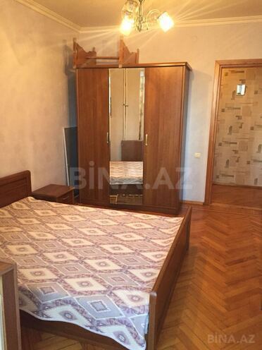 Сдаётся 2-комн. вторичка 55 м², м. Ичеришехер, photo 8 from 17