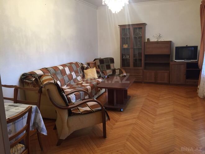 Сдаётся 2-комн. вторичка 55 м², м. Ичеришехер, photo 3 from 17