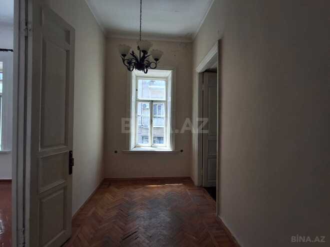 İcarəyə verilir 3 otaqlı köhnə tikili 90 m², Sahil m., photo 6 from 18