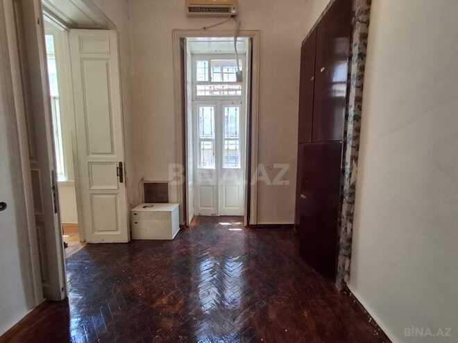 İcarəyə verilir 3 otaqlı köhnə tikili 90 m², Sahil m., photo 10 from 18