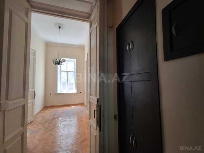 İcarəyə verilir 3 otaqlı köhnə tikili 90 m², Sahil m., photo 15 from 18
