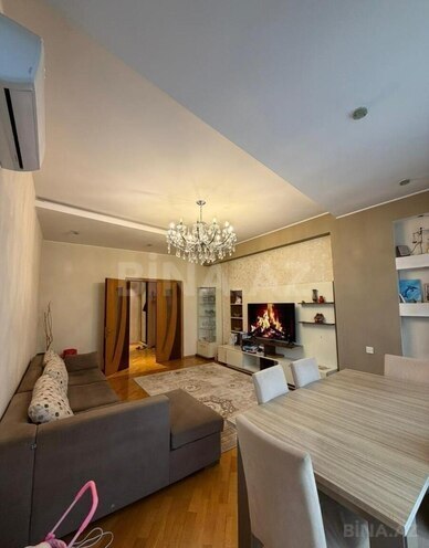 İcarəyə verilir 2 otaqlı yeni tikili 88 m², İnşaatçılar m., photo 1 from 8