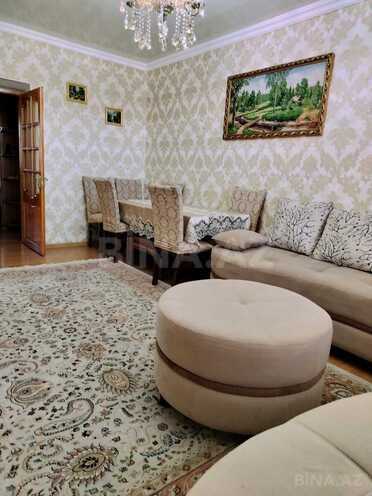 Продаётся 3-комн. вторичка 70 м², пос. Сураханы, photo 1 from 19