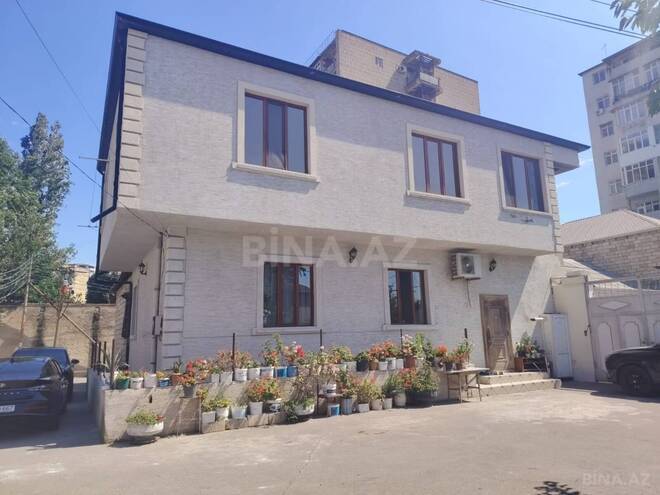 Продаётся 8-комн. дом/дача 230 м², м. Ази Асланов, photo 3 from 16