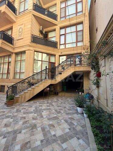 Продаётся 7-комн. дом/дача 500 м², м. Насими, photo 3 from 31