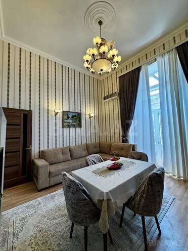 İcarəyə verilir 2 otaqlı köhnə tikili 70 m², Sahil m., photo 6 from 26