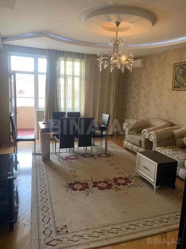 İcarəyə verilir 2 otaqlı yeni tikili 70 m², 8-ci mikrorayon q., photo 1 from 9
