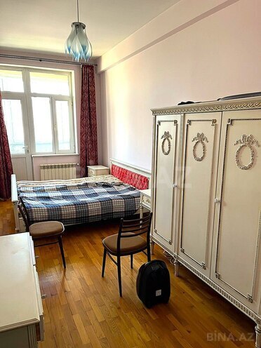 Продаётся 3-комн. вторичка 90 м², м. 8 ноября, photo 3 from 11