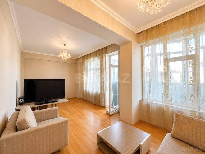Satılır 2 otaqlı yeni tikili 75 m², Badamdar q., photo 1 from 9