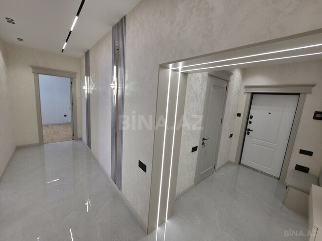 Продаётся 2-комн. новостройка 78 м², м. Нефтчиляр, photo 1 from 14