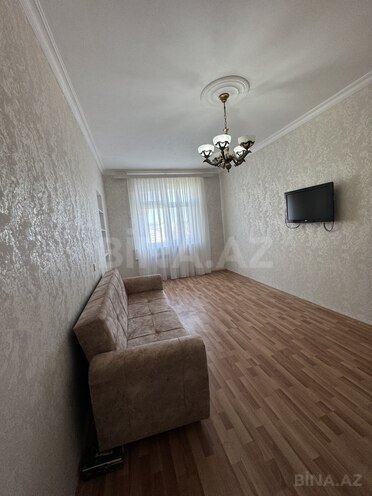 İcarəyə verilir 3 otaqlı köhnə tikili 90 m², Memar Əcəmi m., photo 3 from 15