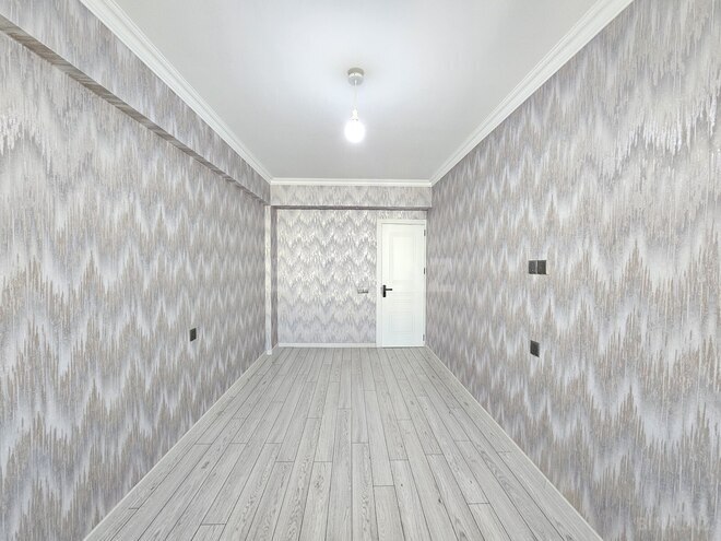 Satılır 3 otaqlı köhnə tikili 75 m², İnşaatçılar m., photo 8 from 18
