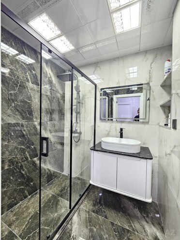 Satılır 3 otaqlı köhnə tikili 75 m², İnşaatçılar m., photo 16 from 18
