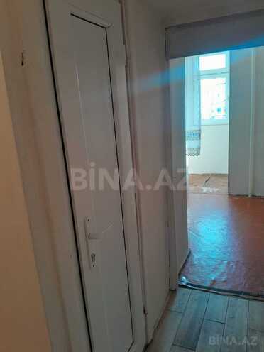 Satılır 2 otaqlı köhnə tikili 45 m², Hövsan q., photo 7 from 13