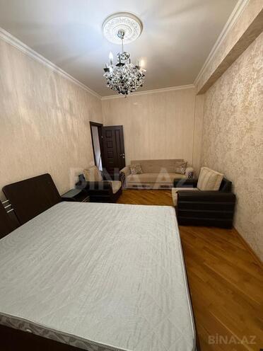 Сдаётся 1-комн. новостройка 60 м², м. Иншаатчылар, photo 10 from 13