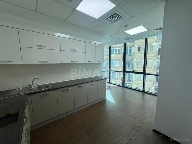 İcarəyə verilir 13 otaqlı ofis 600 m², 8 Noyabr m., photo 12 from 13