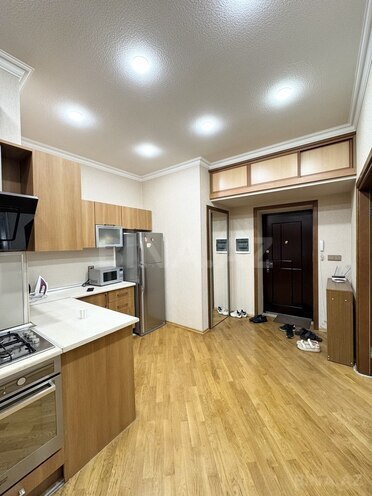 Сдаётся 2-комн. новостройка 65 м², м. Элмляр Академиясы, photo 11 from 16