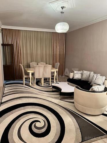 Сдаётся 2-комн. новостройка 75 м², м. Гянджлик, photo 1 from 12
