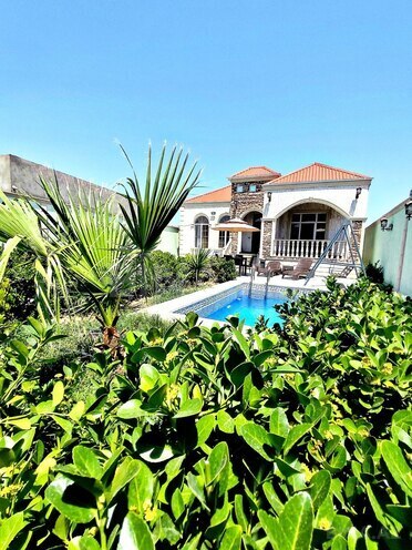 İcarəyə verilir 4 otaqlı həyət evi/bağ evi 200 m², Mərdəkan q., photo 1 from 15