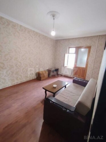 Satılır 1 otaqlı köhnə tikili 40 m², Yeni Günəşli q., photo 1 from 10