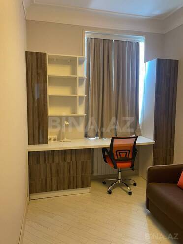 Сдаётся 3-комн. вторичка 80 м², м. Ичеришехер, photo 12 from 22