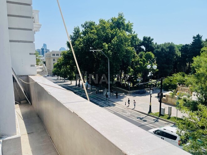 İcarəyə verilir 3 otaqlı köhnə tikili 80 m², İçəri Şəhər m., photo 21 from 22