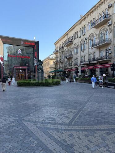 Satılır  obyekt 1 200 m², Sahil m., photo 1 from 9