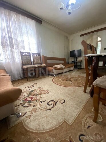 Satılır 2 otaqlı köhnə tikili 35 m², İnşaatçılar m., photo 1 from 10