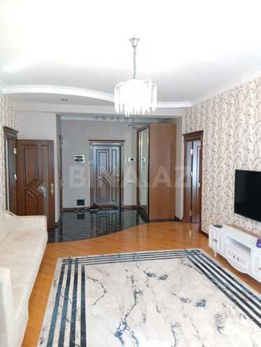 Сдаётся 2-комн. новостройка 86 м², м. 8 ноября, photo 3 from 19