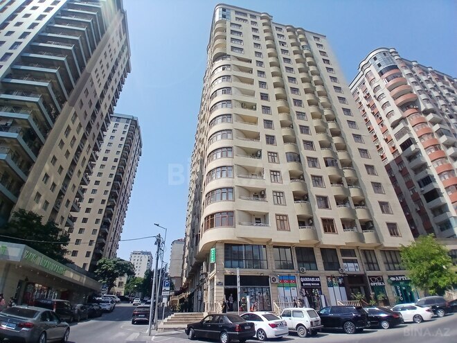 Продаётся 3-комн. новостройка 110 м², м. Гянджлик, photo 1 from 21