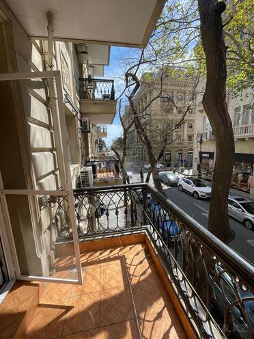 İcarəyə verilir 2 otaqlı köhnə tikili 65 m², Sahil m., photo 4 from 17