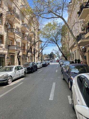 İcarəyə verilir 2 otaqlı köhnə tikili 65 m², Sahil m., photo 1 from 17