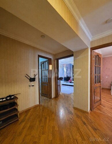 Satılır 3 otaqlı köhnə tikili 87 m², İnşaatçılar m., photo 6 from 8