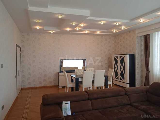 Продаётся 2-комн. новостройка 95 м², м. 8 ноября, photo 1 from 12