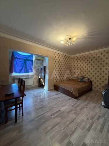 Satılır 1 otaqlı köhnə tikili 45 m², Bakıxanov q., photo 1 from 12