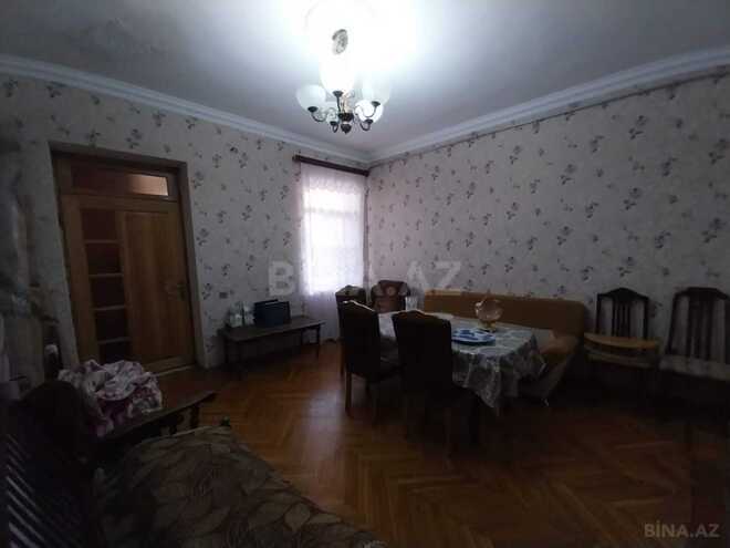 İcarəyə verilir 2 otaqlı köhnə tikili 60 m², 28 May m., photo 1 from 8
