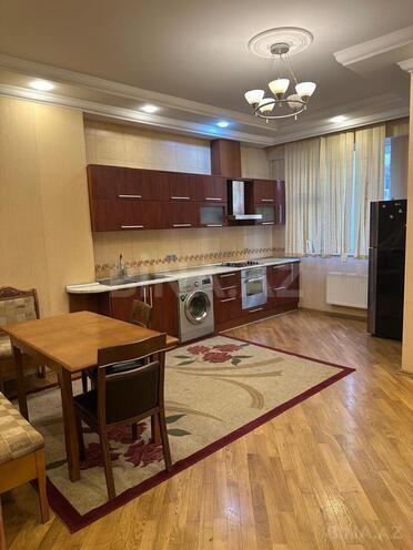 Сдаётся 3-комн. новостройка 130 м², м. Иншаатчылар, photo 13 from 22