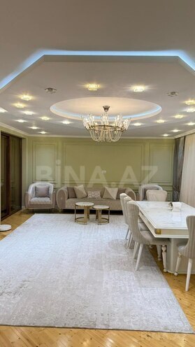 Satılır 4 otaqlı köhnə tikili 150 m², Bakıxanov q., photo 3 from 26