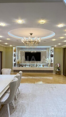 Satılır 4 otaqlı köhnə tikili 150 m², Bakıxanov q., photo 12 from 26