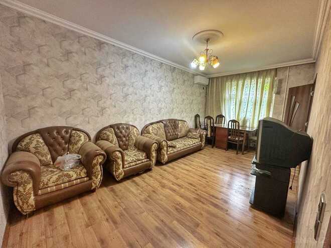Продаётся 3-комн. вторичка 65 м², м. Ахмедлы, photo 3 from 12