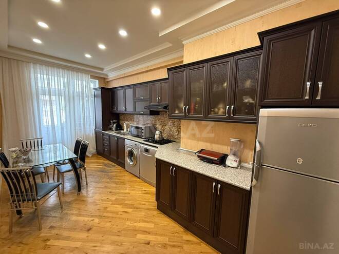 Satılır 3 otaqlı yeni tikili 90 m², Xalqlar Dostluğu m., photo 8 from 13