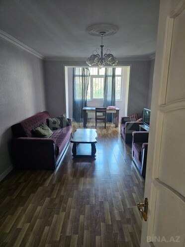 İcarəyə verilir 3 otaqlı köhnə tikili 90 m², Gənclik m., photo 1 from 9
