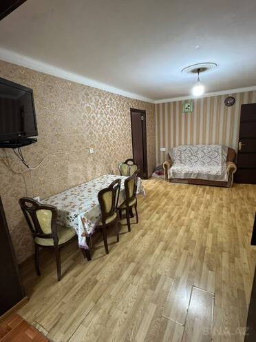 Продаётся 2-комн. вторичка 55 м², м. Иншаатчылар, photo 1 from 12