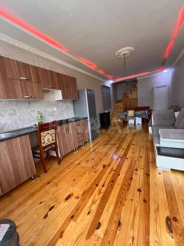 İcarəyə verilir 2 otaqlı həyət evi/bağ evi 85 m², photo 1 from 12