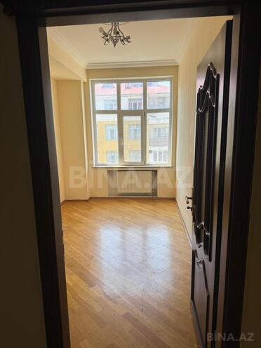 Продаётся 3-комн. новостройка 95 м², м. Ази Асланов, photo 3 from 19